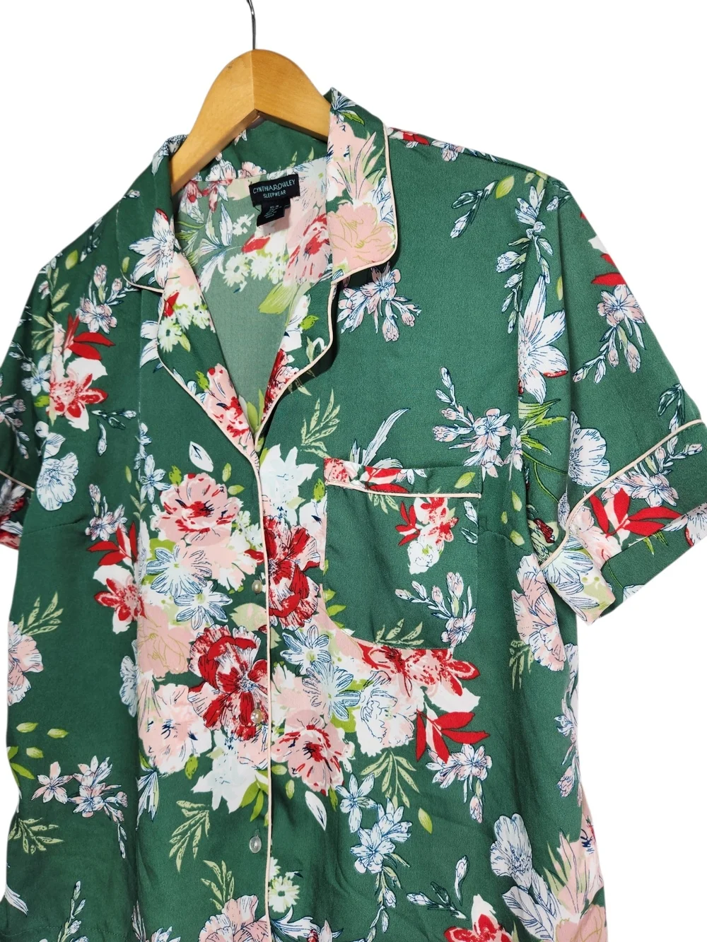 Cynthia Rowley 2-Piece Pajama Set  Med Green Pink Floral Silky Shorts PJs Resort